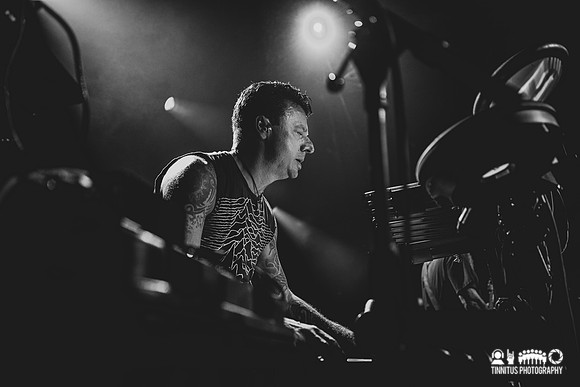 Neurosis in concert