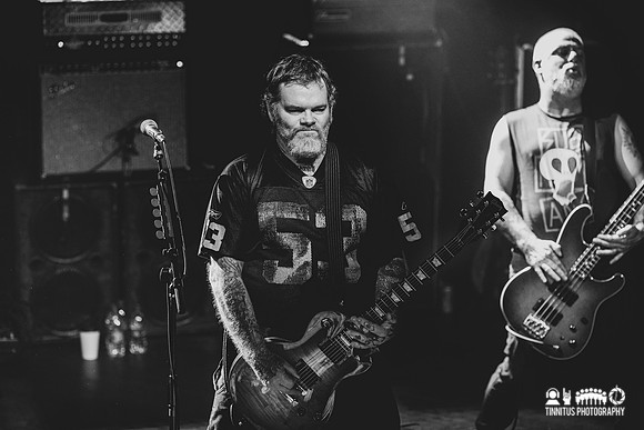 Neurosis in concert