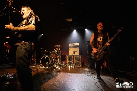 Neurosis in concert