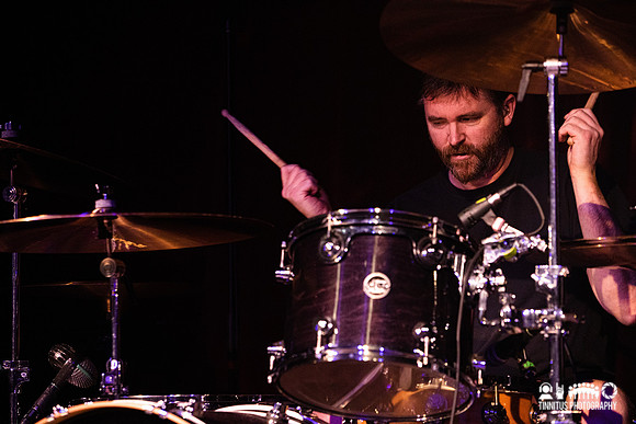 Neurosis in concert
