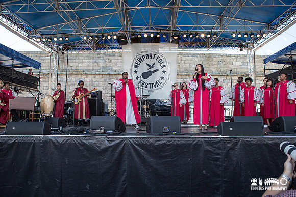 Berklee School Of Music Gospel and Roots Choir in concert