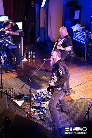 Neurosis in concert