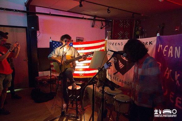 Juan Wauters in concert