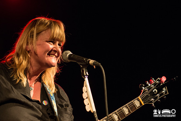 Barbara Manning in concert