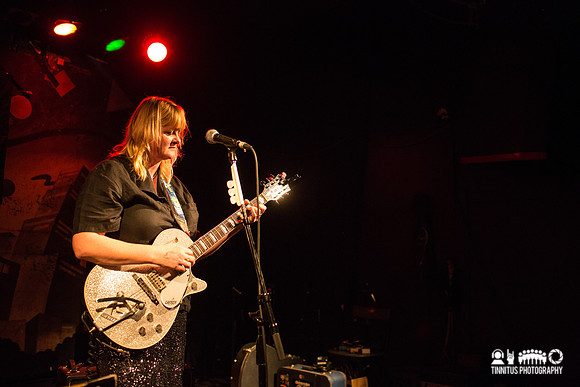 Barbara Manning in concert