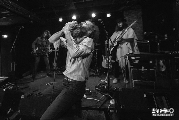 Howlin Rain in concert