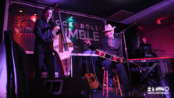 Howe Gelb in concert