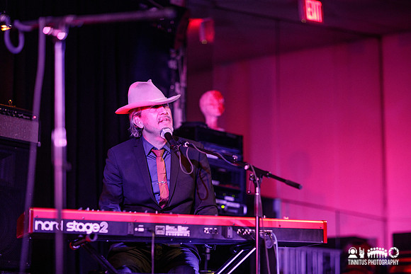 Howe Gelb in concert