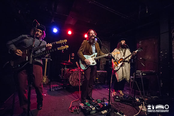 Howlin Rain in concert