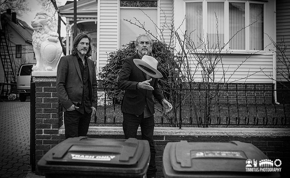 Thøger Tetens Lund and Howe Gelb