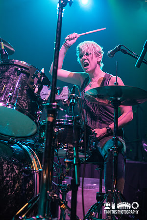 Honeyblood in concert
