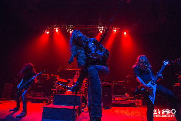 In Solitude in concert