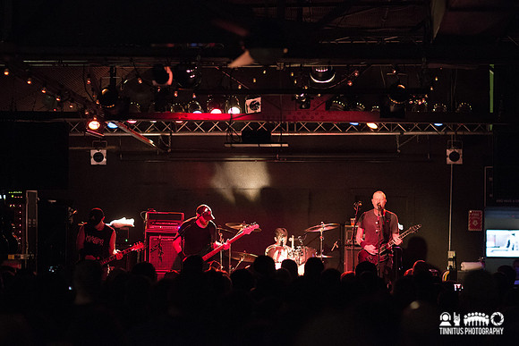 Helmet in concert