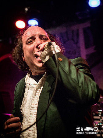 Har Mar Superstar in concert