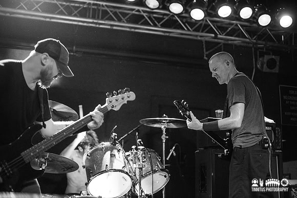 Helmet in concert