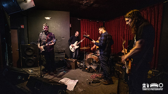 Honey Radar in concert