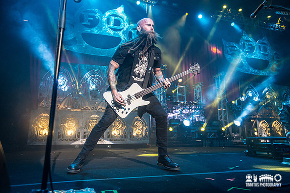 Five Finger Death Punch in concert