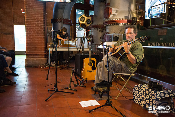 Glenn Jones in concert