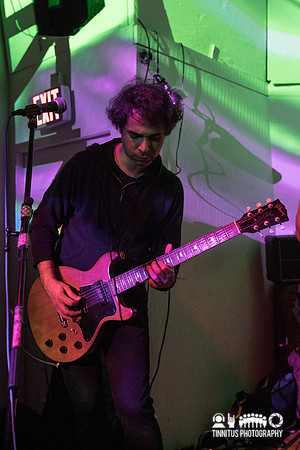 Oneida in concert