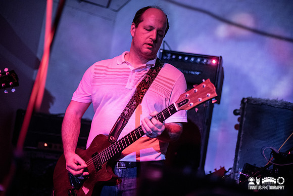 Oneida in concert