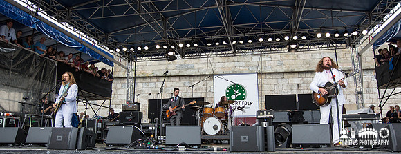 My Morning Jacket in concert