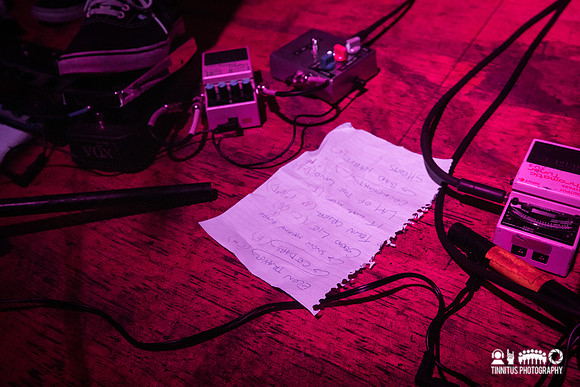 Oneida in concert
