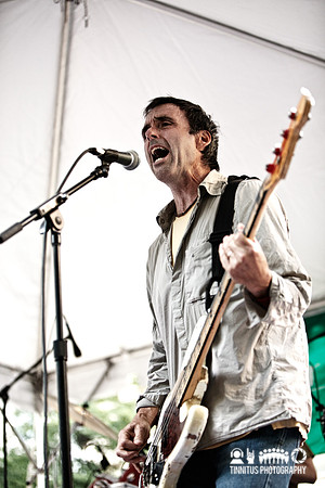 Mission of Burma in concert