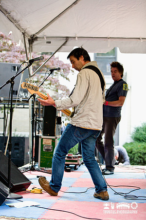 Mission of Burma in concert