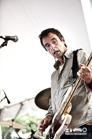 Mission of Burma in concert