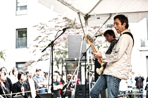 Mission of Burma in concert