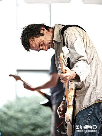 Mission of Burma in concert