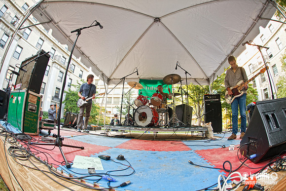 Mission of Burma in concert