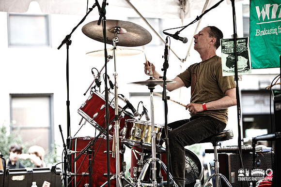 Mission of Burma in concert