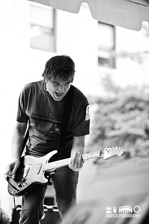 Mission of Burma in concert
