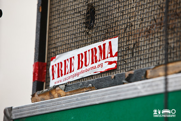 Mission of Burma in concert
