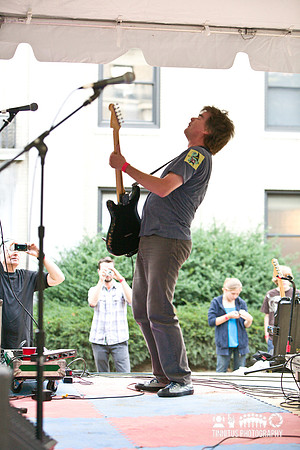 Mission of Burma in concert
