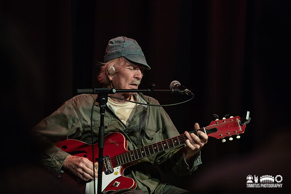Michael Hurley in concert