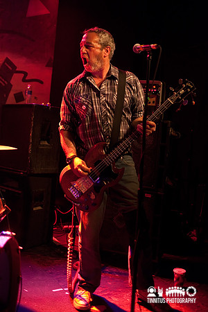 Mike Watt and the Missingmen in concert