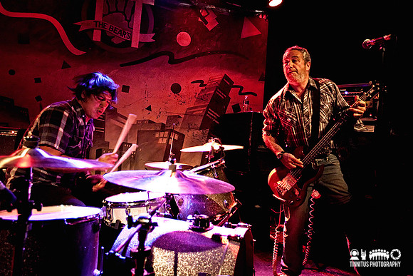 Mike Watt and the Missingmen in concert