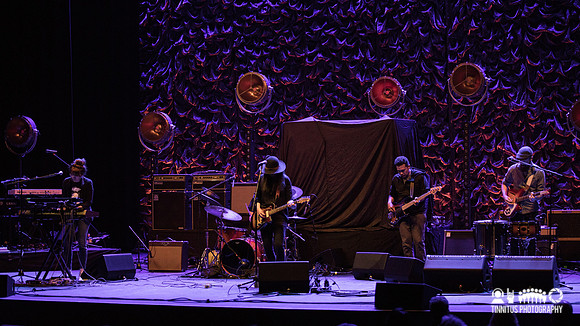Lowlight in concert
