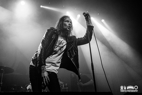 Kvelertak in concert