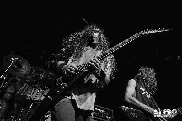 Dust Bolt in concert