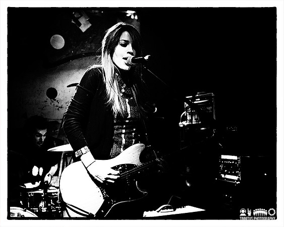 Dirty Dishes in concert