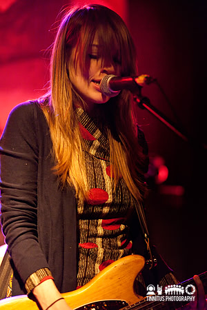 Dirty Dishes in concert
