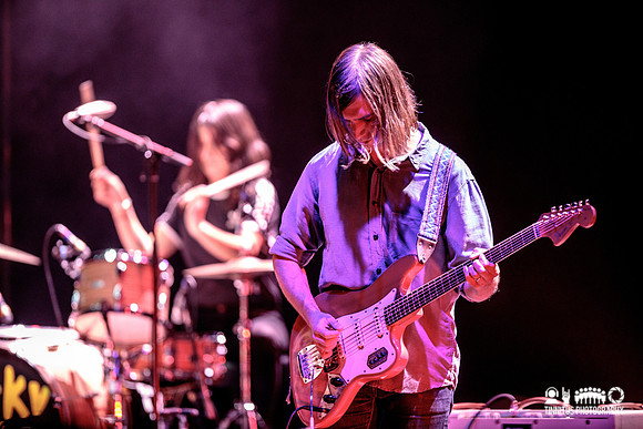 Courtney Barnett and Kurt Vile in concert