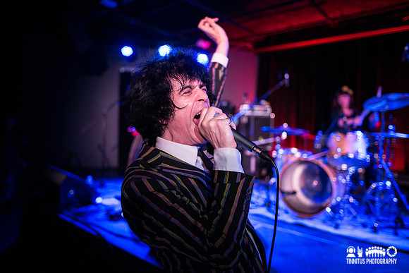 Chain And The Gang in concert