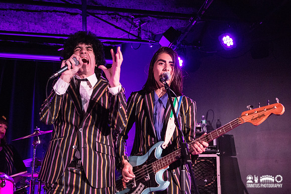 Chain And The Gang in concert