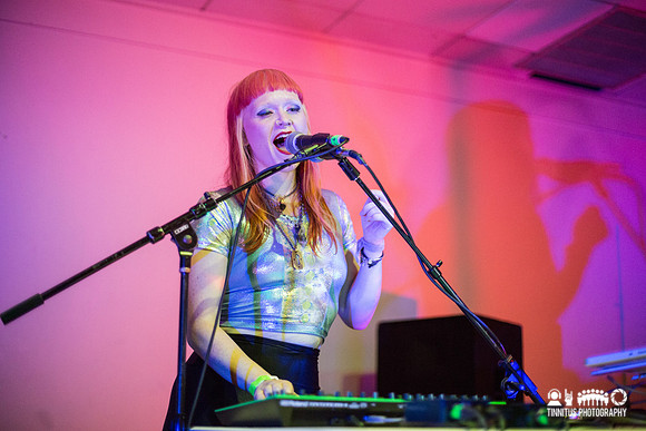 Casey Desmond in concert