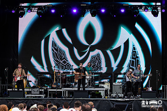 Rolling Blackouts Coastal Fever in concert