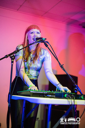 Casey Desmond in concert